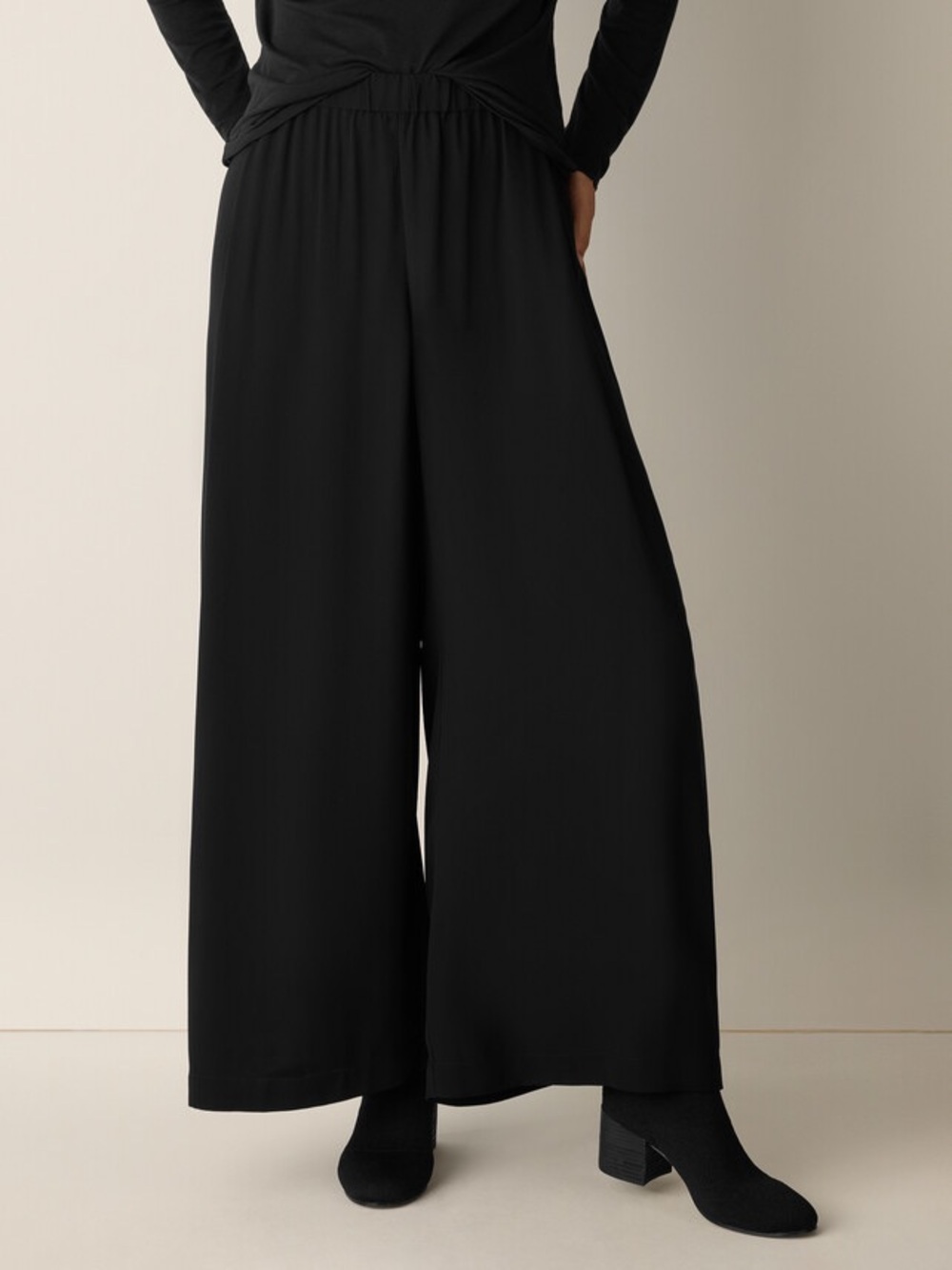 Eileen Fisher 100% Silk Black Wide-Leg Pants Medium - Picture 2 of 5